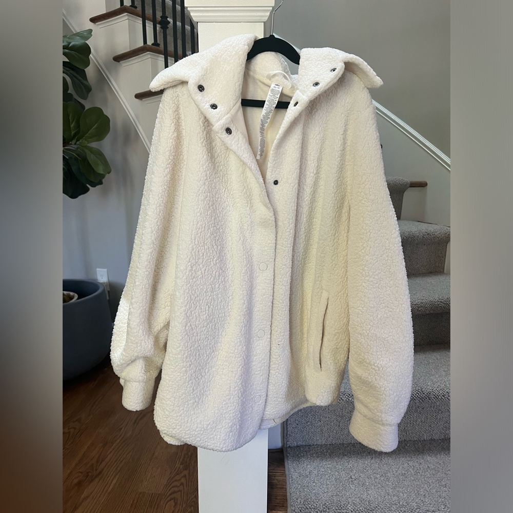 alo | oversized Sherpa shacket jacket | Cream XS